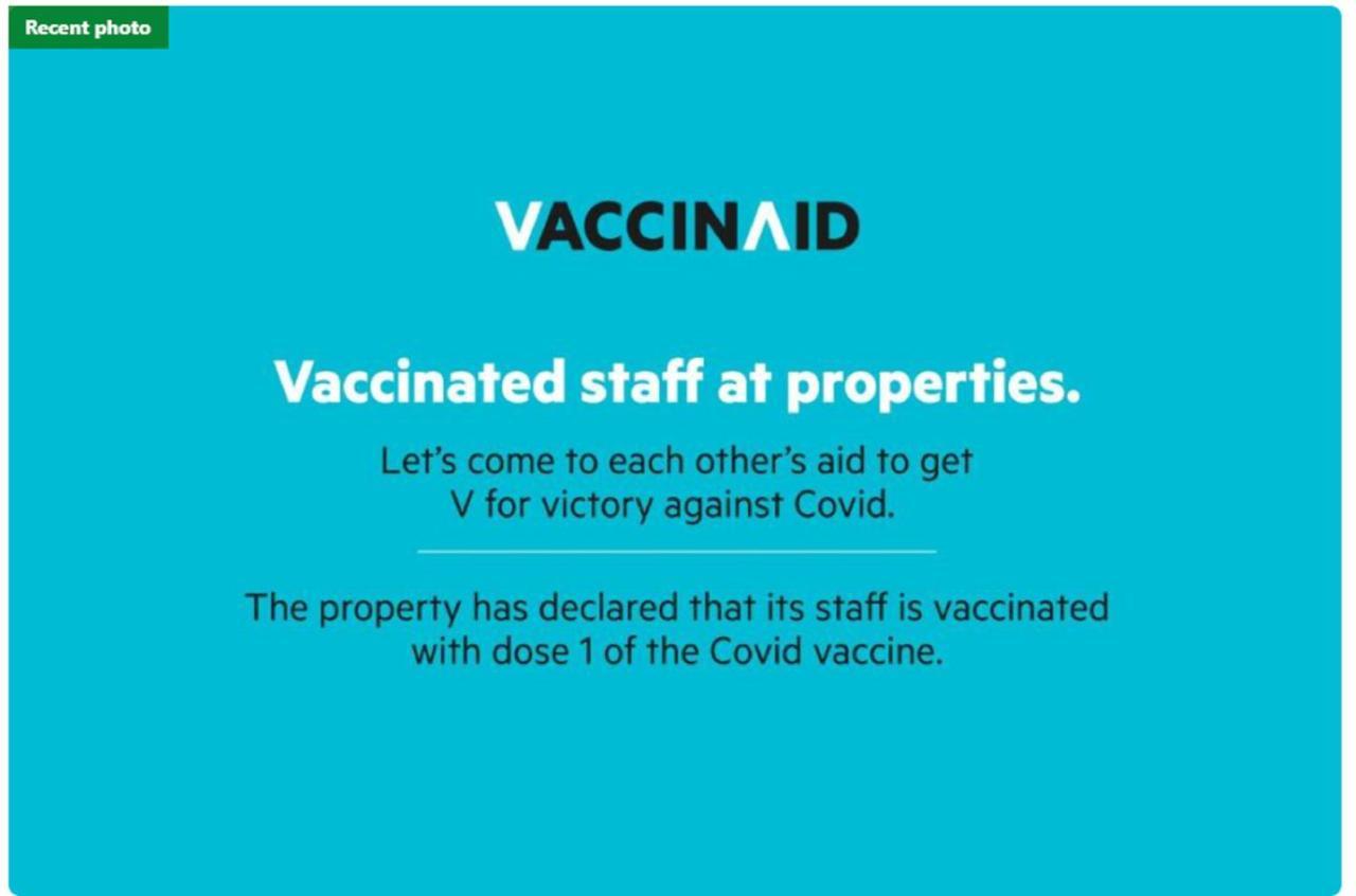 Vaccinated Staff - Oyo 1771 Zeke Hotel Batam 외부 사진