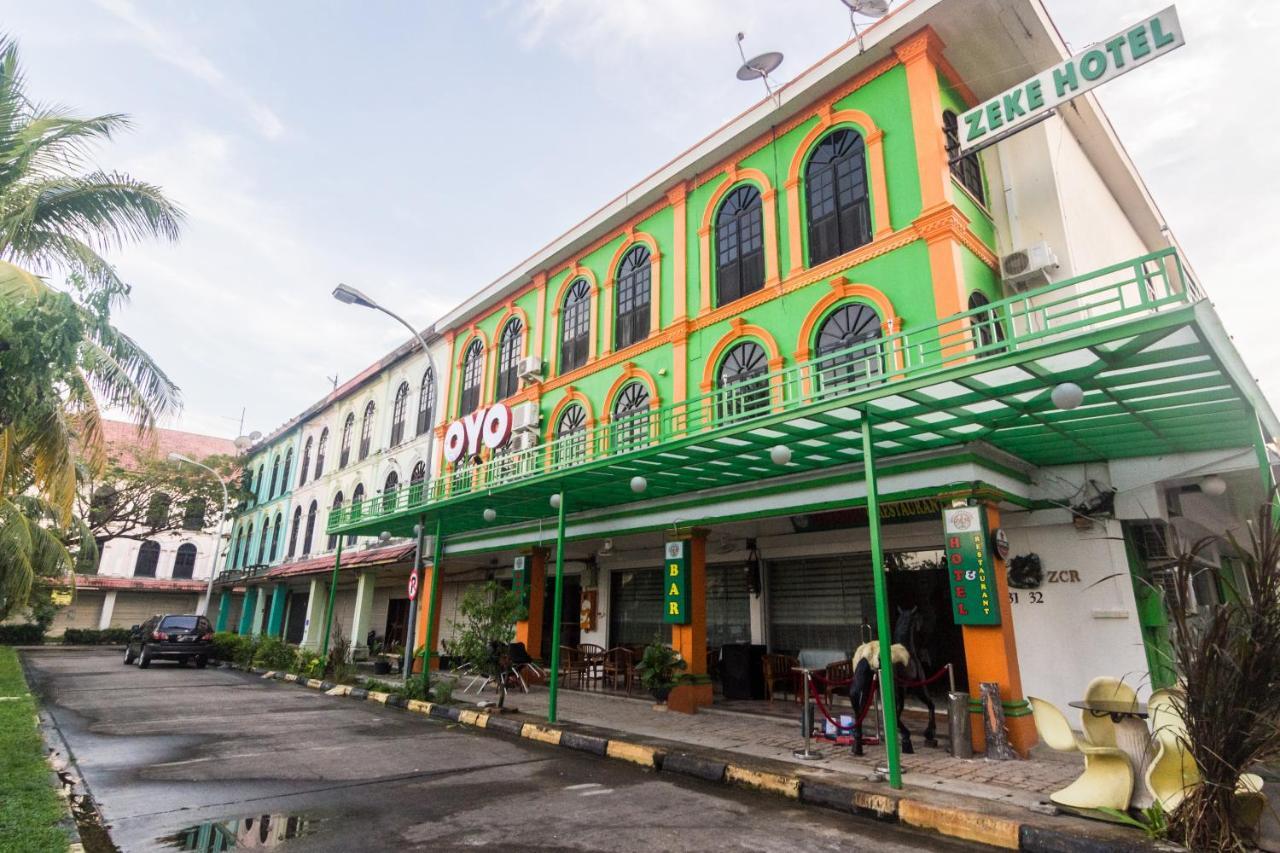 Vaccinated Staff - Oyo 1771 Zeke Hotel Batam 외부 사진